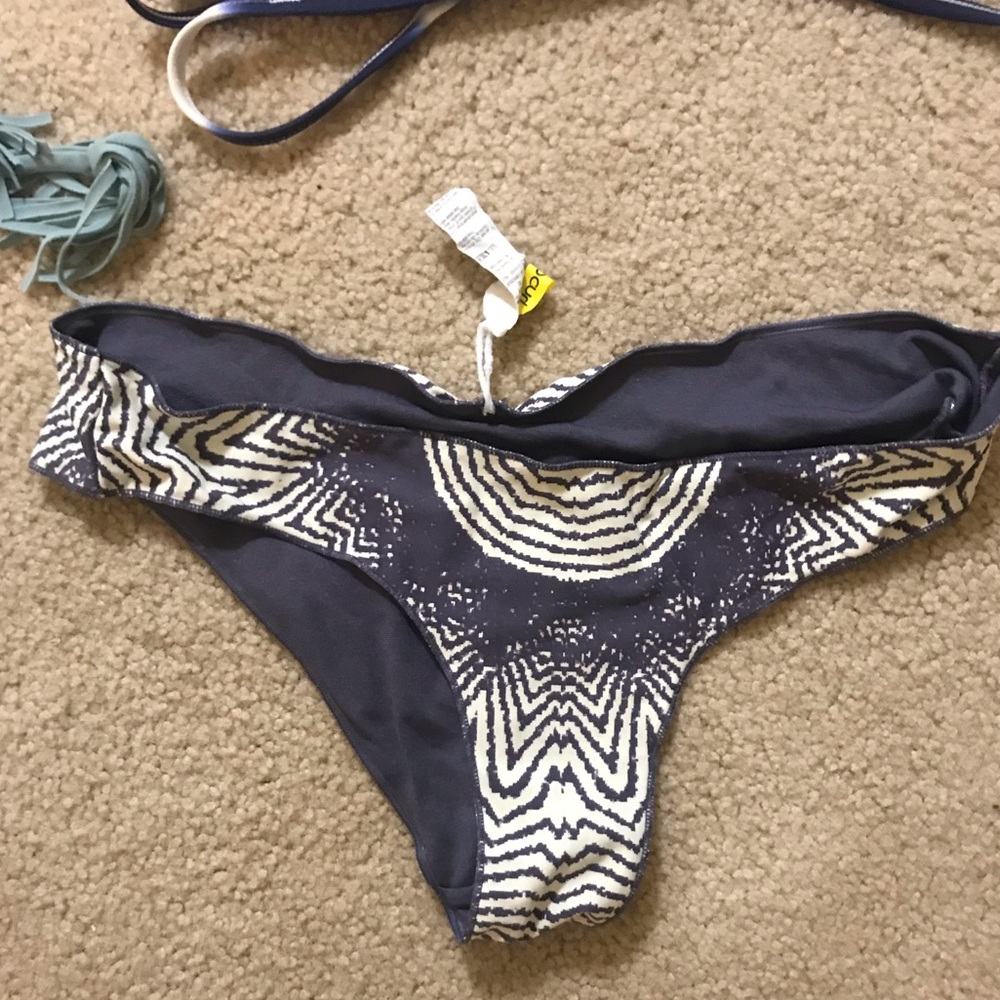 Ripcurl xs cheeky bottoms